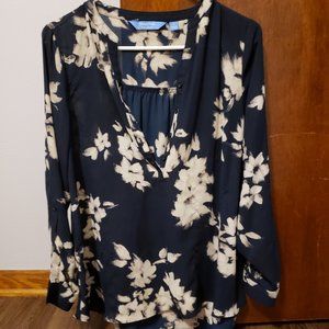 lightweight, casual look, cool blouse